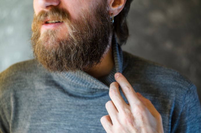 Які матеріали найкраще підходять для чоловічих гольфів Які матеріали найкраще підходять для чоловічих гольфів