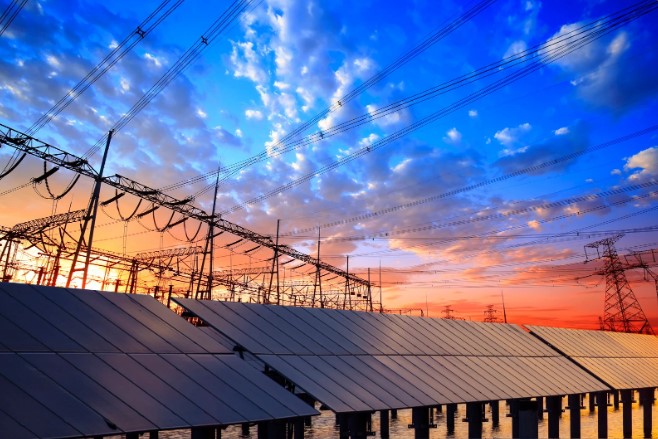 визначення гібридна сонячна електростанція 